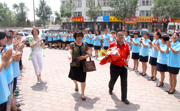 半岛在线,半岛在线（中国）胡国安董事长赴内蒙古市场考察